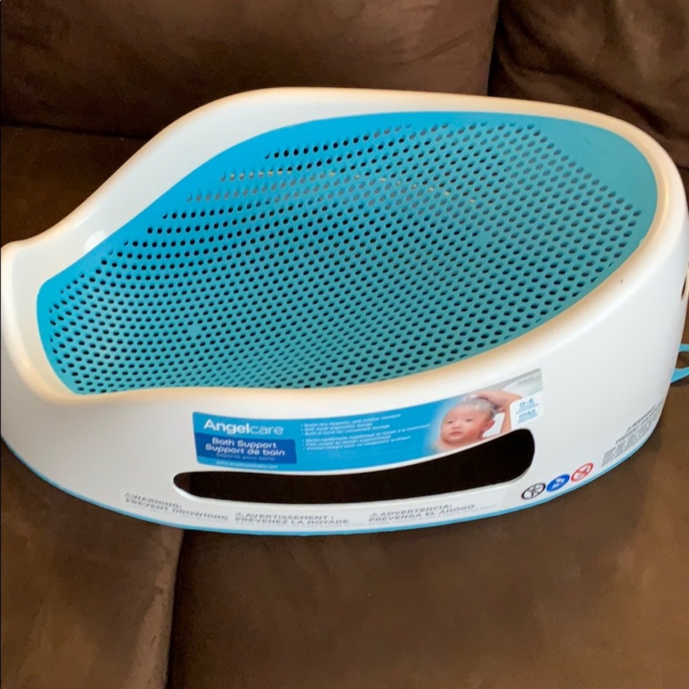 Baby bathtub